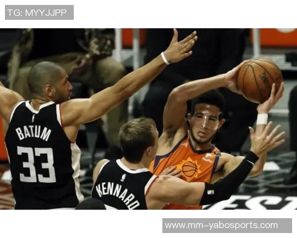 谢尔曼三分球表现出色心态积极愿为球队胜利付出一切努力